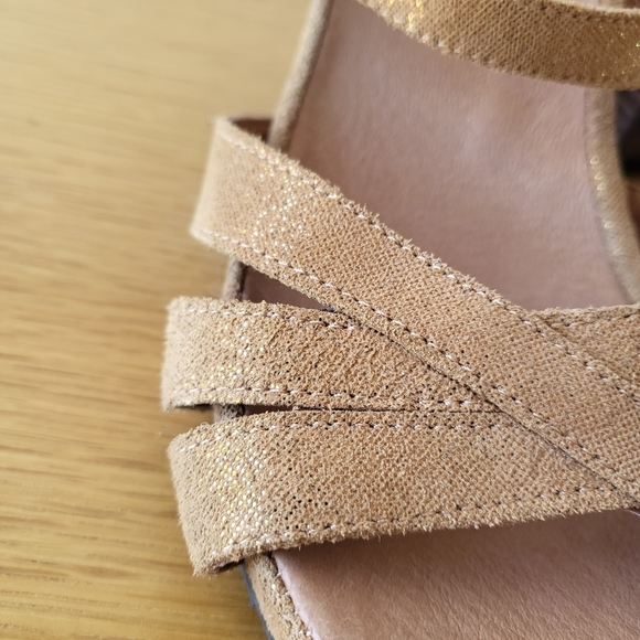Esska Women’s 38 Anthropologie US 7 - 7.5 Tan Leather Gold Shimmer Strappy Heels - Picture 4 of 16